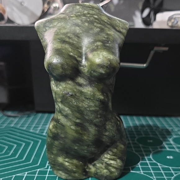 Green Jade Goddess Body Female Torso Sculpture